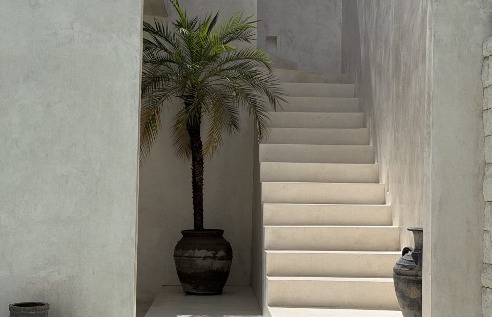 villa steps